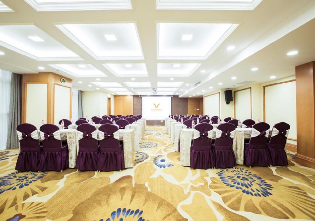 Vienna Classic Hotel Сиан Екстериор снимка