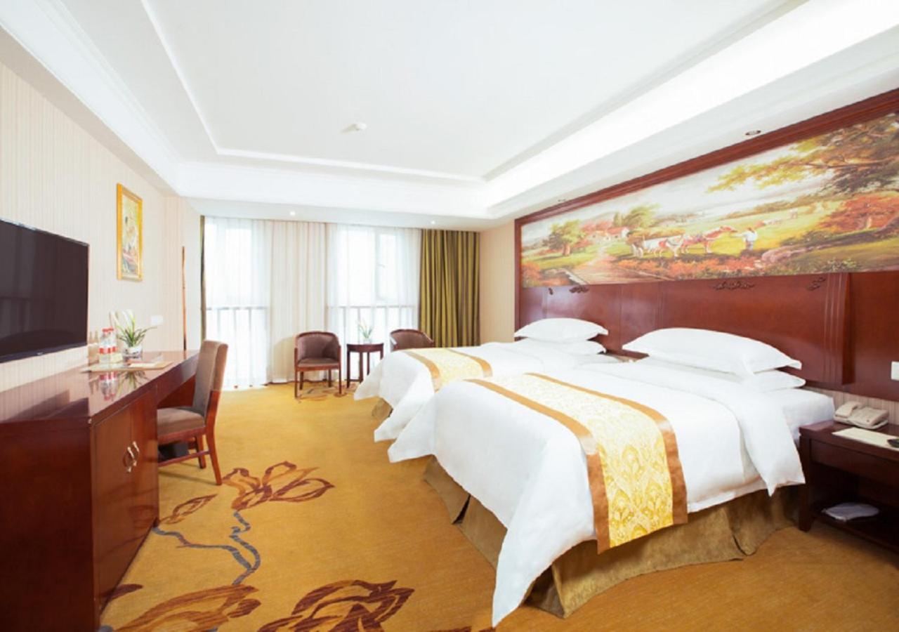 Vienna Classic Hotel Сиан Екстериор снимка