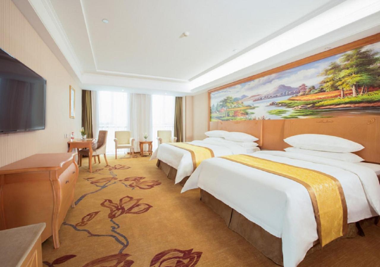 Vienna Classic Hotel Сиан Екстериор снимка