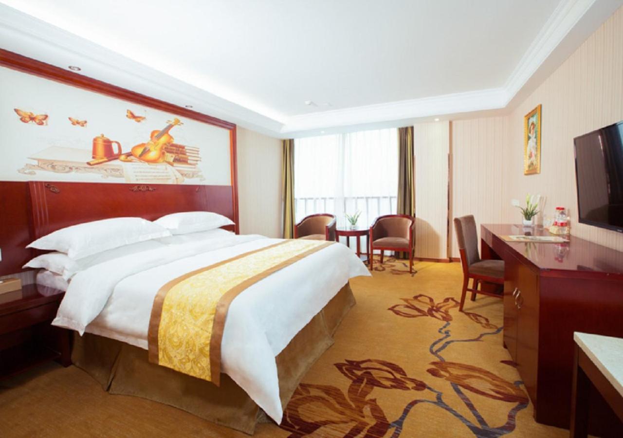 Vienna Classic Hotel Сиан Екстериор снимка
