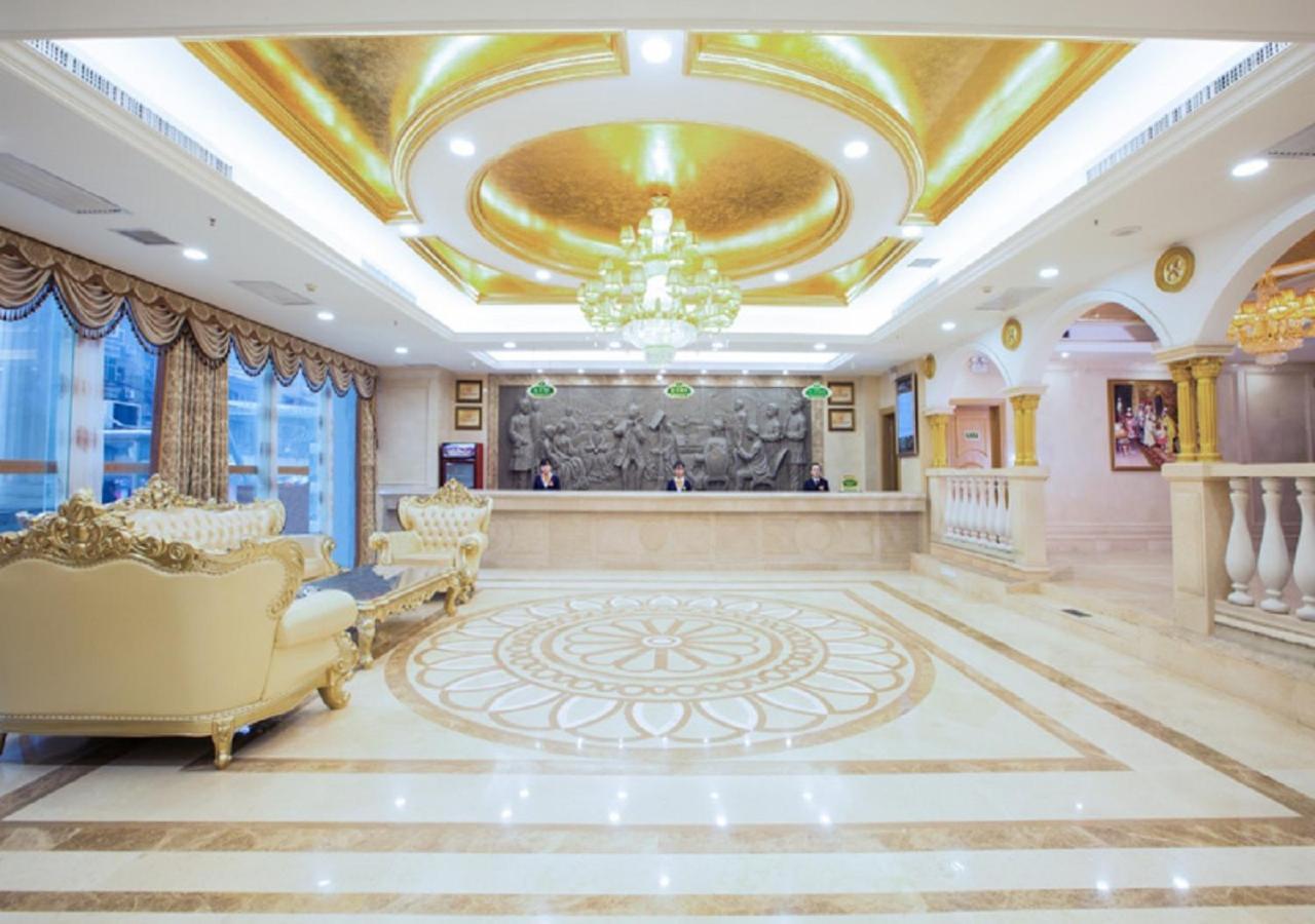 Vienna Classic Hotel Сиан Екстериор снимка